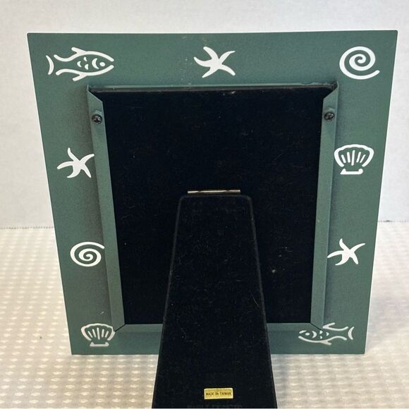 Noble Designs Green Decorative Metal Beach Seashore Photo Frame 5" x 7" - Picture 3 of 4